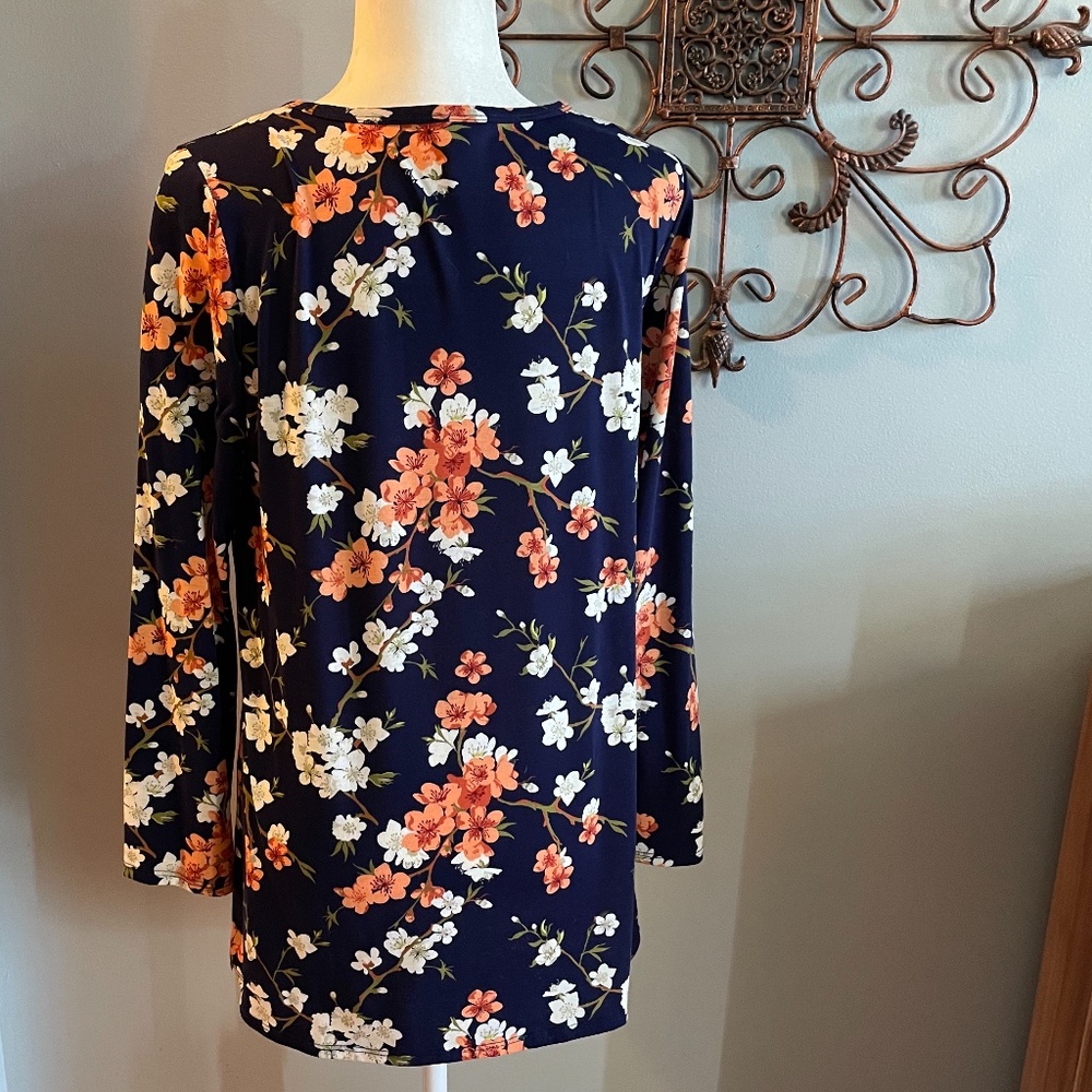 LuLaRoe Lynnae size L - Picture 2 of 3